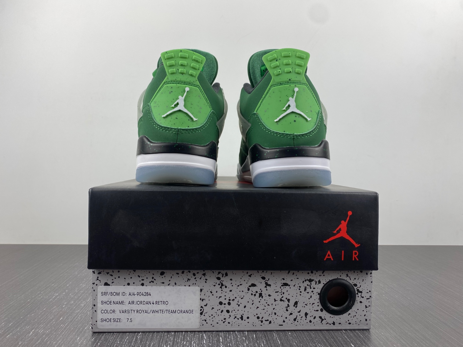 Air Jordan 4 Retro Wahlburgers