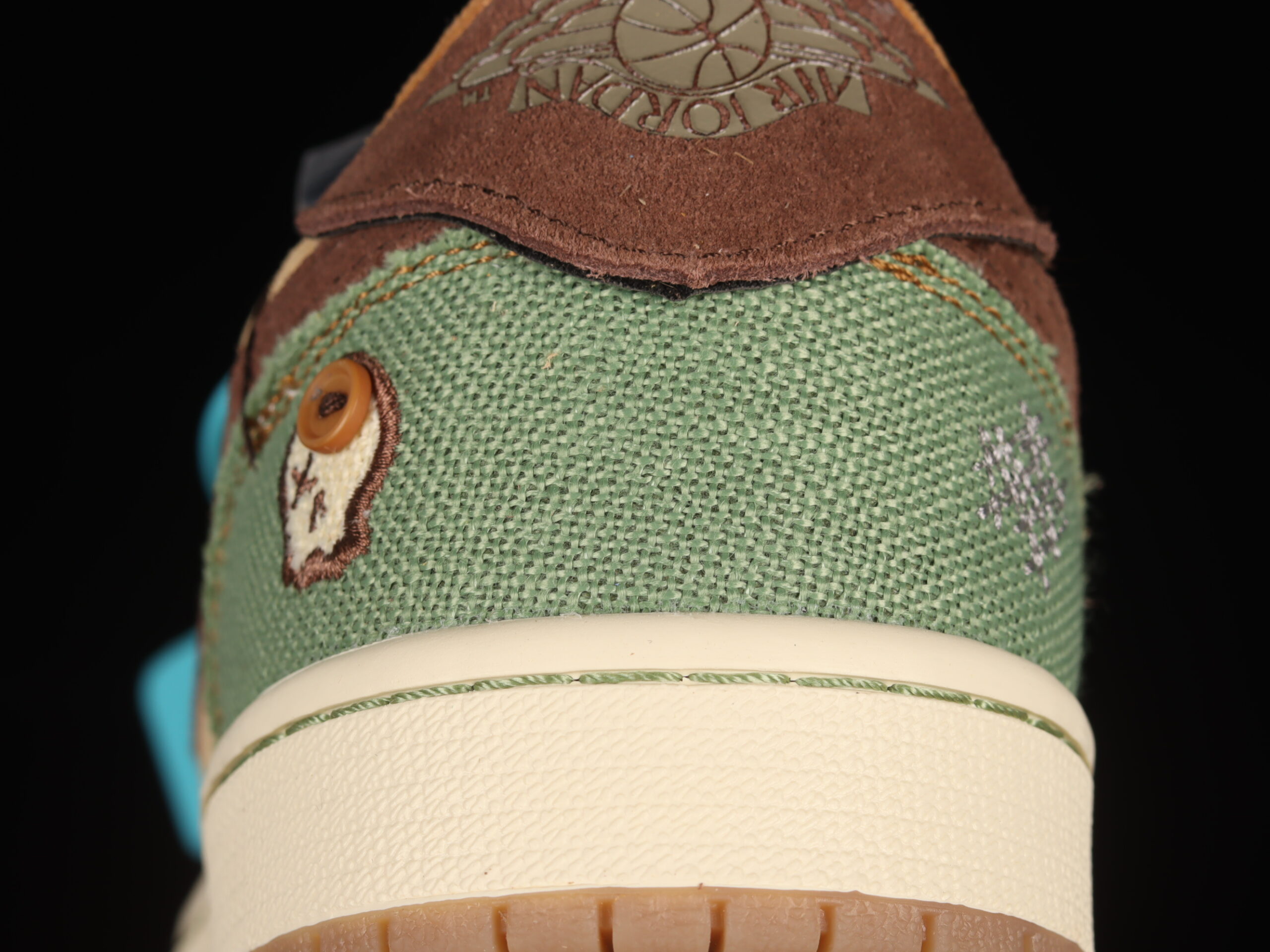 Jordan 1 Retro Low OG Zion Williamson Voodoo