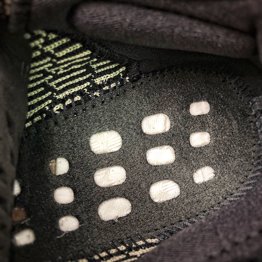 Adidas Yeezy Boost 350 V2 Core Black Red