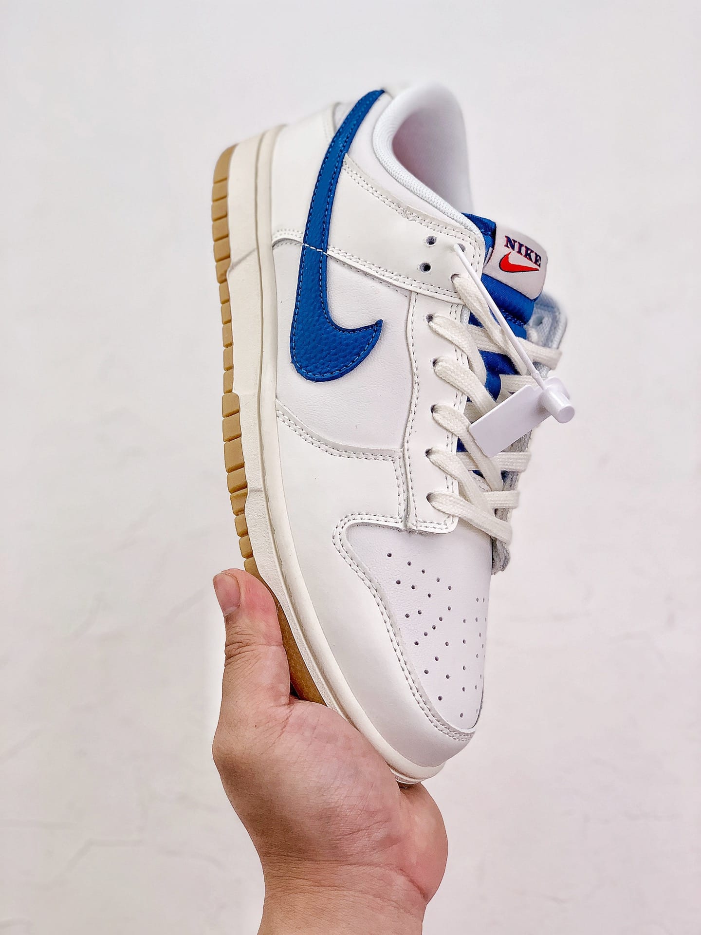 Nike Dunk Low SE Sail Dark Marina Blue