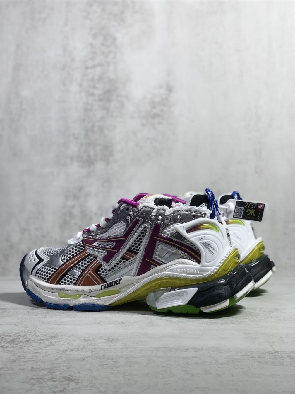 BALENCIAGA RUNNER SNEAKER – BLA026