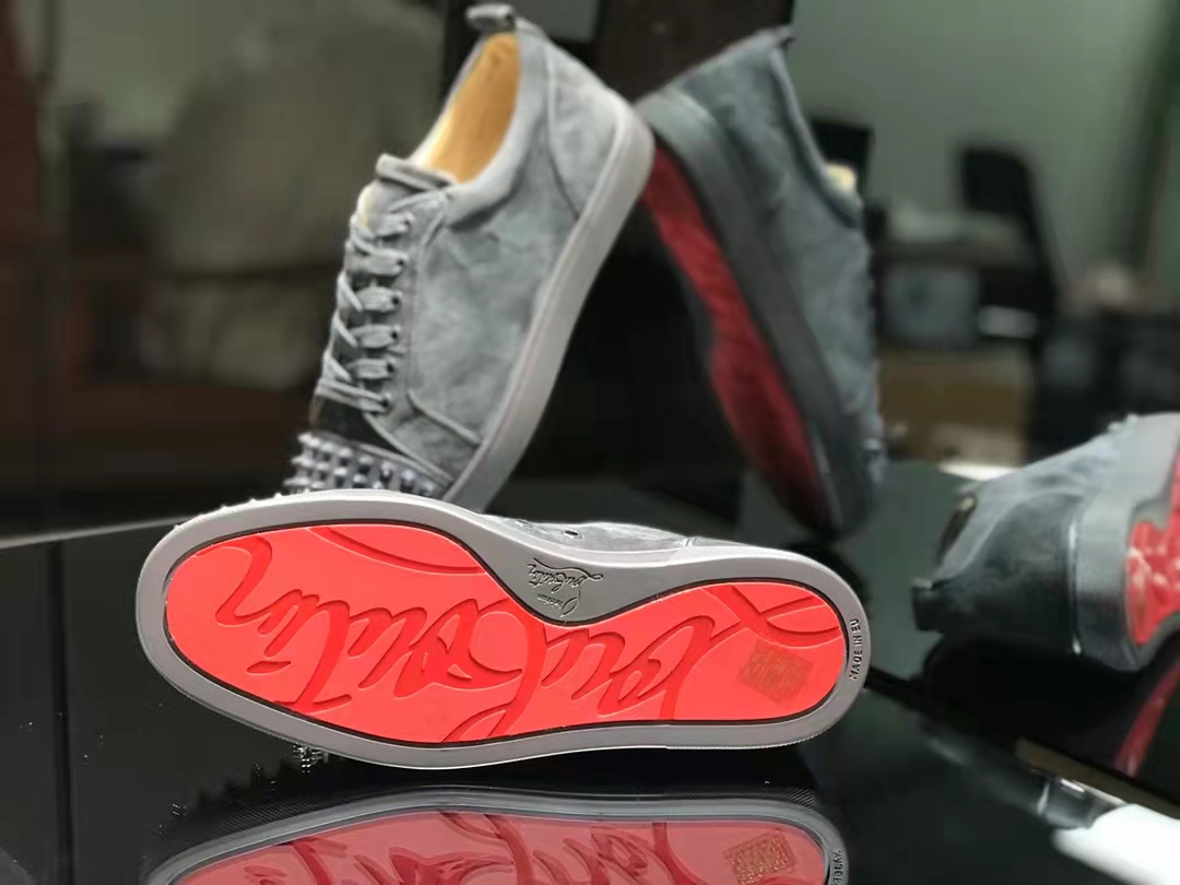 Christian Louboutin Louis Junior Spikes Orlato Low-Top Sneakers Gray