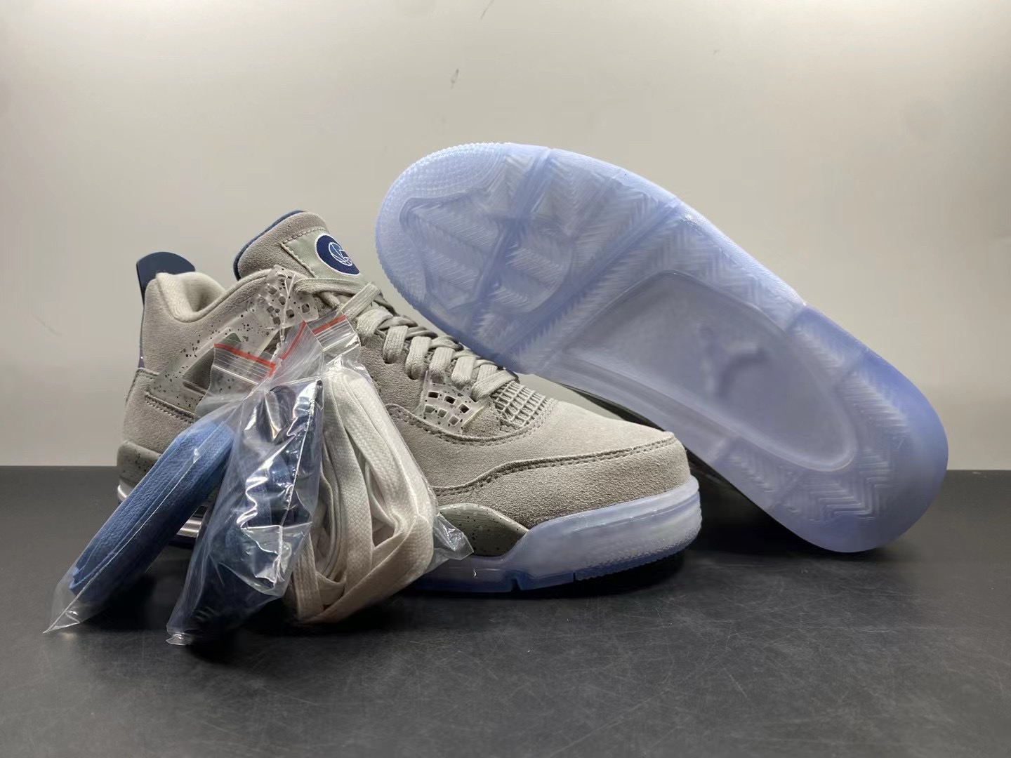 Air Jordan 4 Georgetown PE