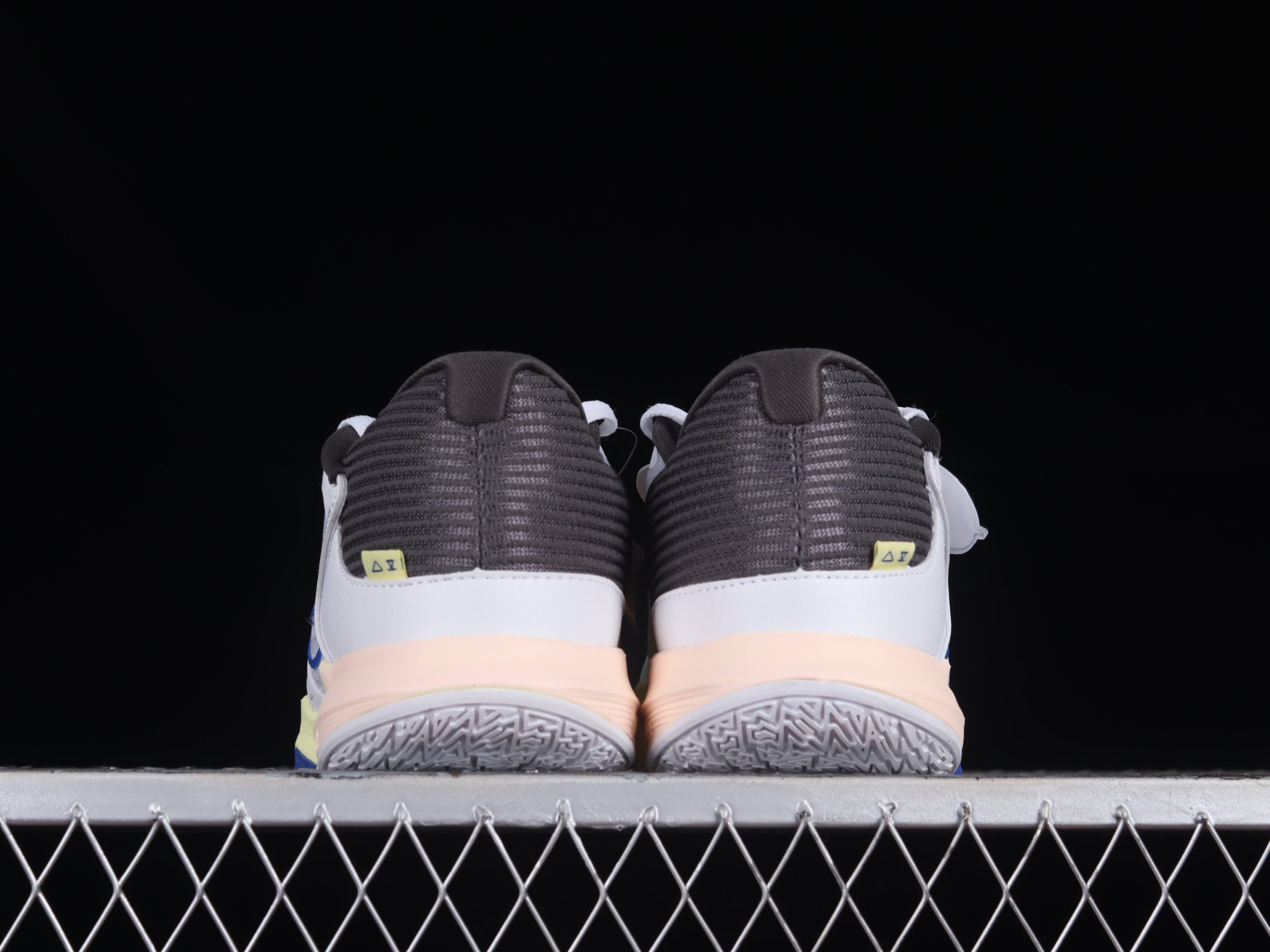 Nike Kyrie Low 5 Butterfly Effect