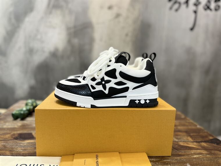 LOUIS VUITTON LVSK8 SNEAKER – LVS079