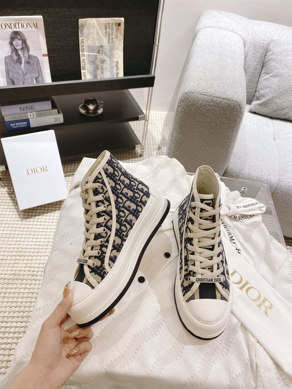 DIOR WALK’N’DIOR HIGH-TOP PLATFORM SNEAKER – DO115