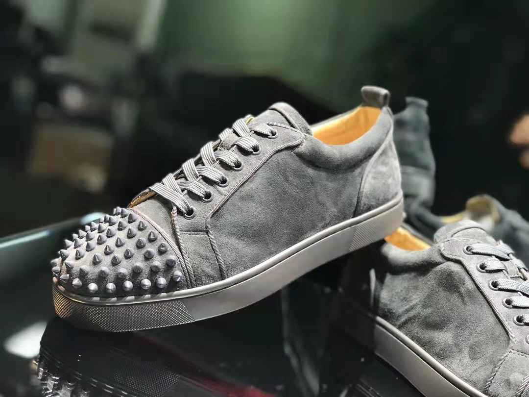Christian Louboutin Louis Junior Spikes Orlato Low-Top Sneakers Gray