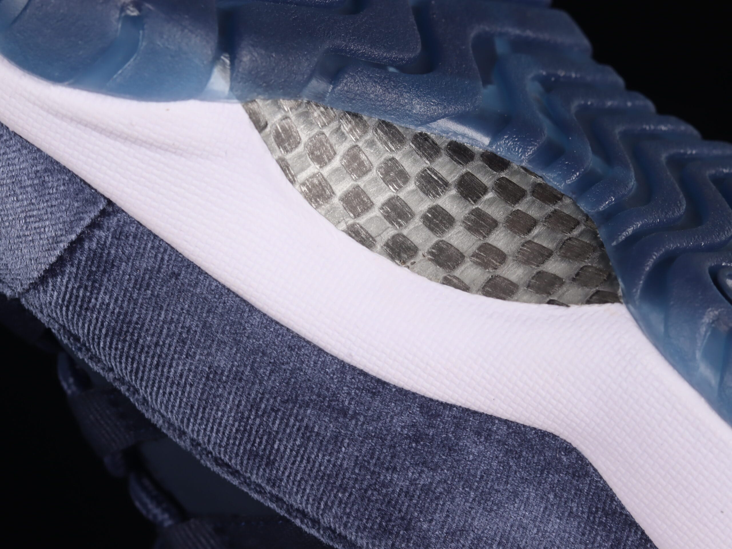 Women’s Air Jordan 11 Midnight Navy