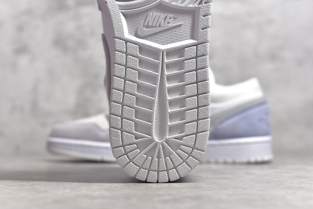 Air Jordan 1 Low “Paris”