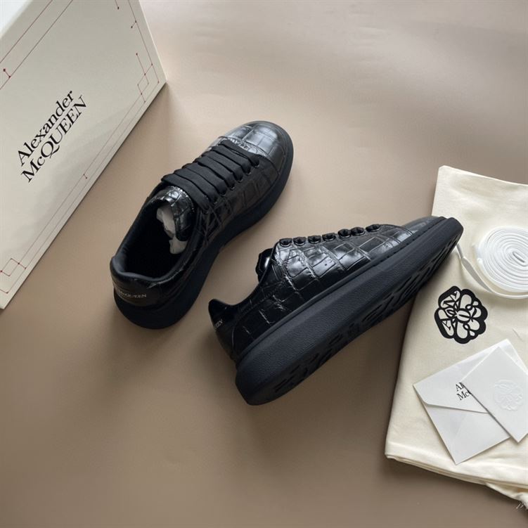 ALEXANDER MCQUEEN ALL-OVER STAMPED CROCODILE SNEAKERS – ALD019