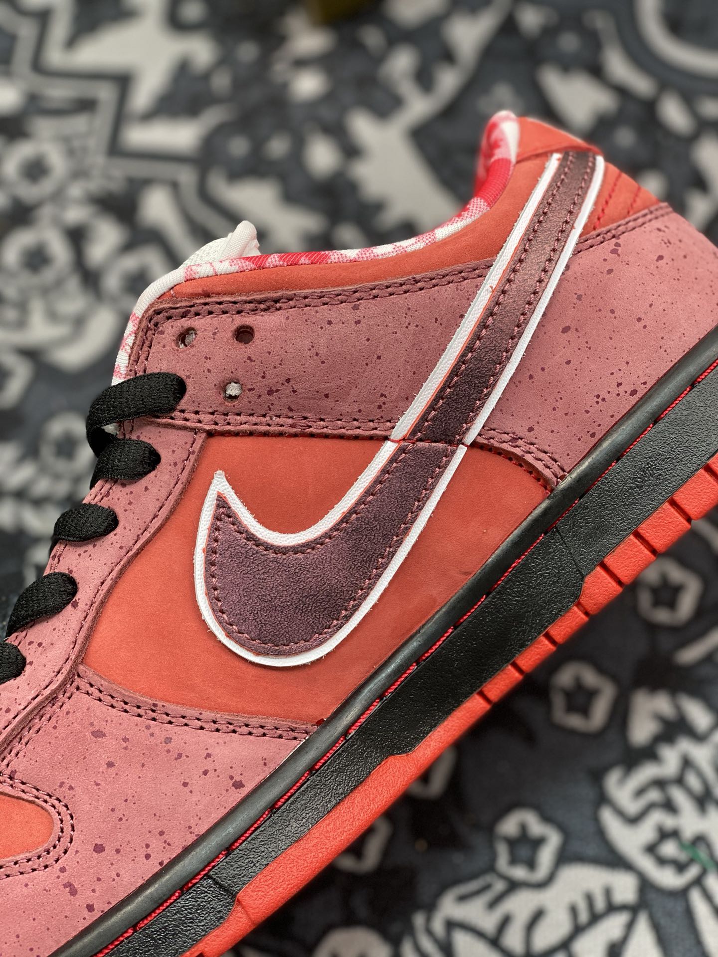 Nike Dunk SB Low Red Lobster
