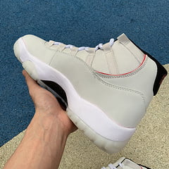 Air Jordan 11 Retro Platinum Tint