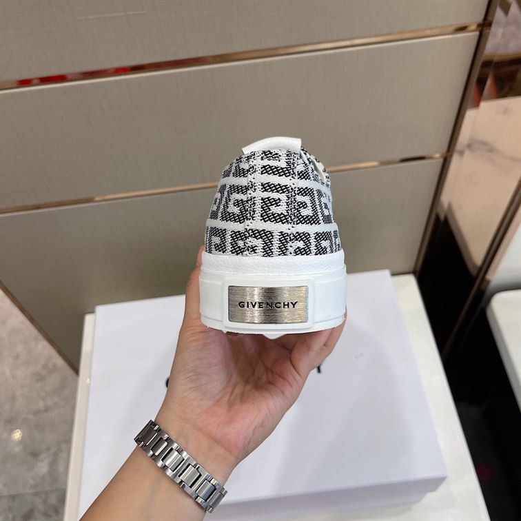 GIVENCHY CITY SNEAKERS IN 4G JACQUARD – GVC015