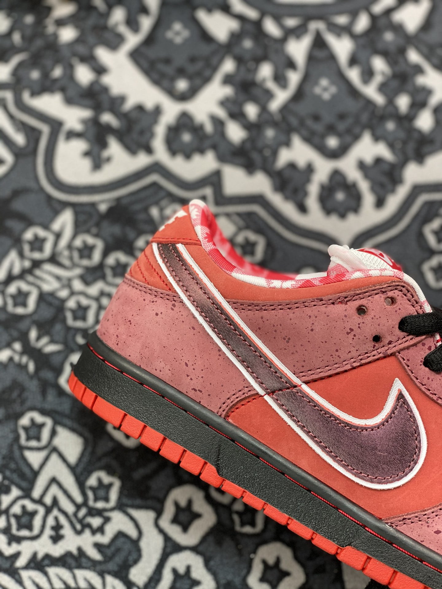 Nike Dunk SB Low Red Lobster