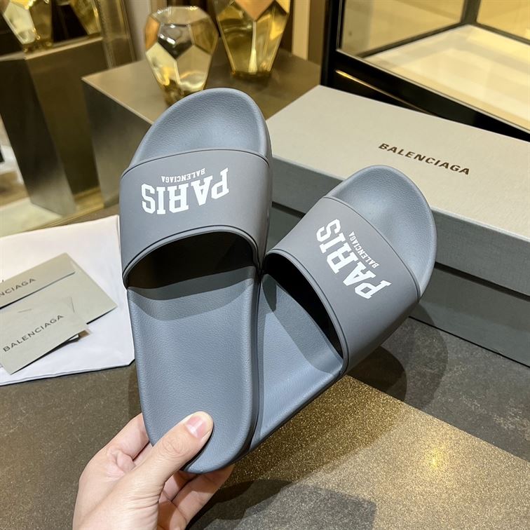 BALENCIAGA CITIES PARIS POOL SLIDE SANDAL – BBD008