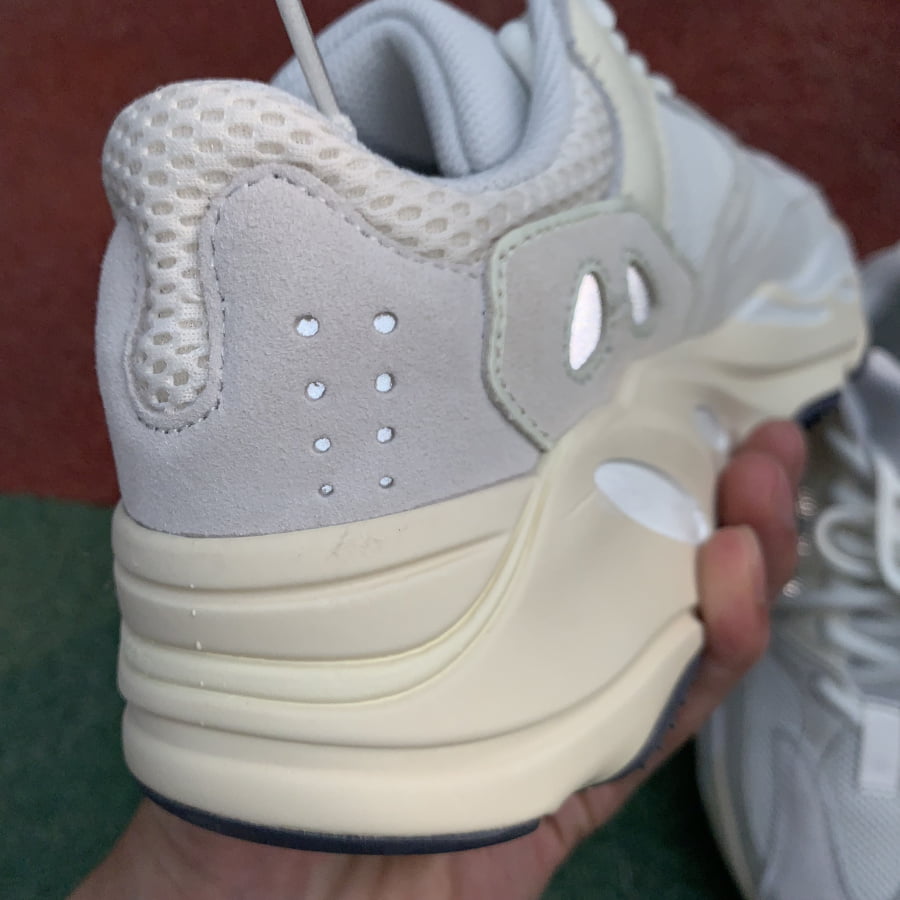 adidas Yeezy Boost 700 Analog