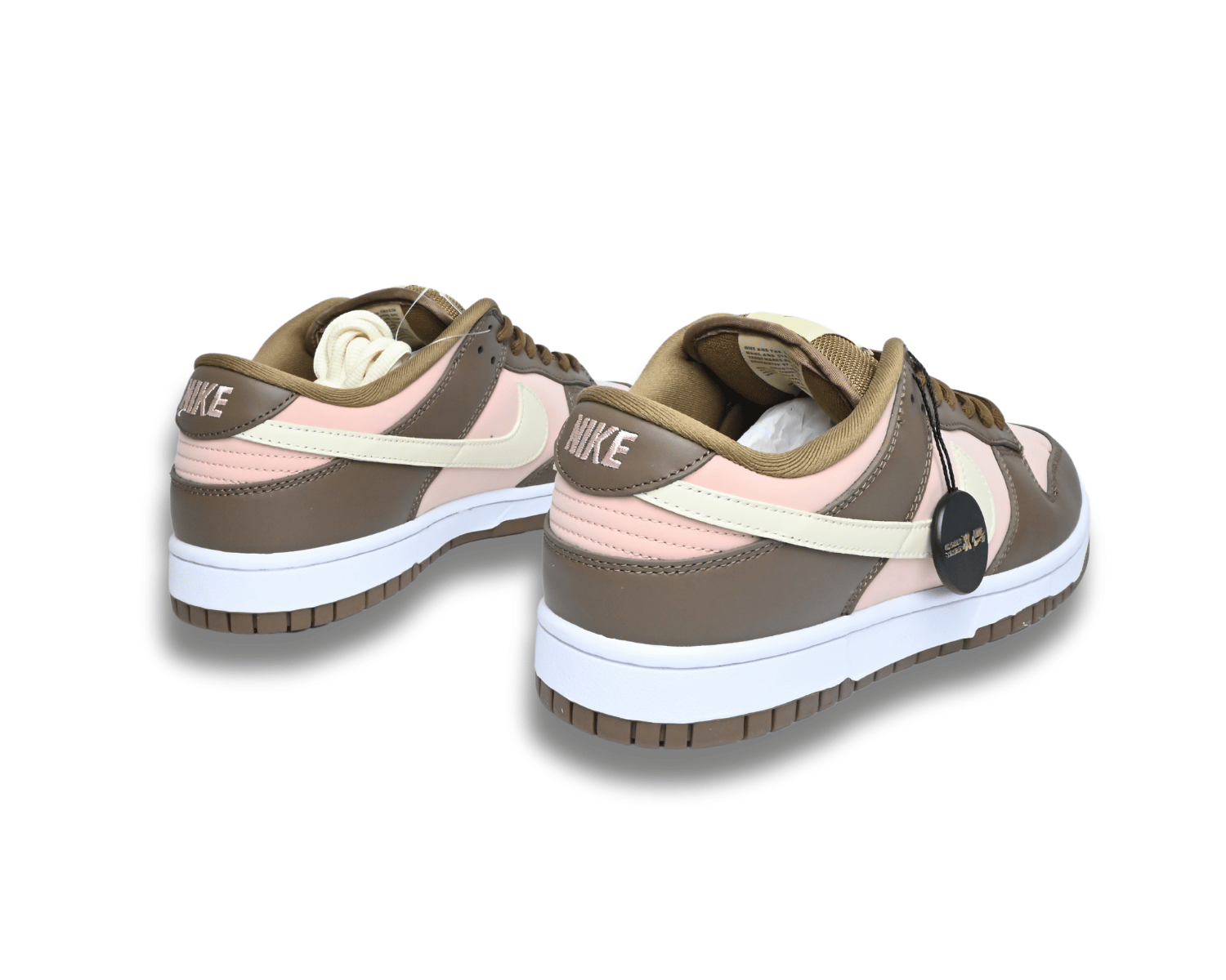 Nike Dunk SB Low Stussy Cherry