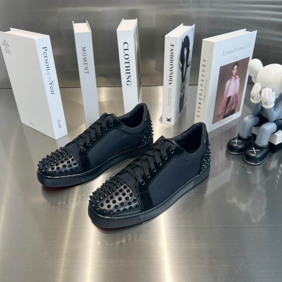 Christian Louboutin Casual Rivet Low Top Spikes Flats Black Sneaker – CLS047