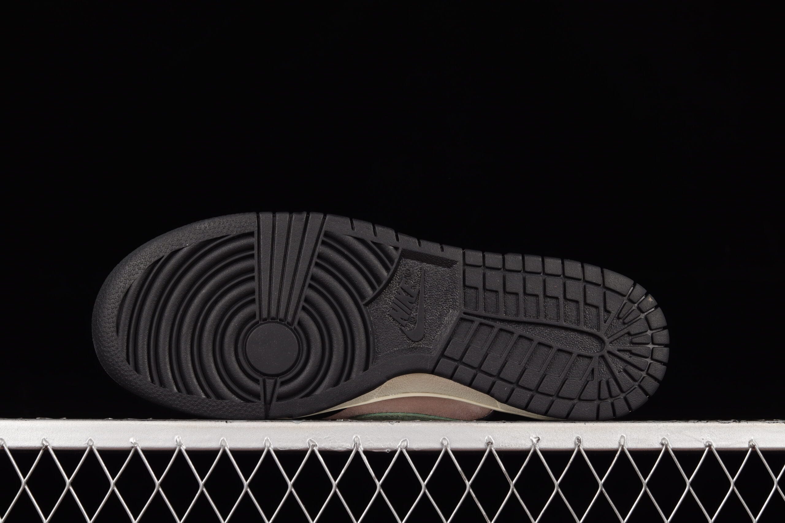 Otomo Katsuhiro x Nike SB Dunk Low Steamboy OST Purple Green