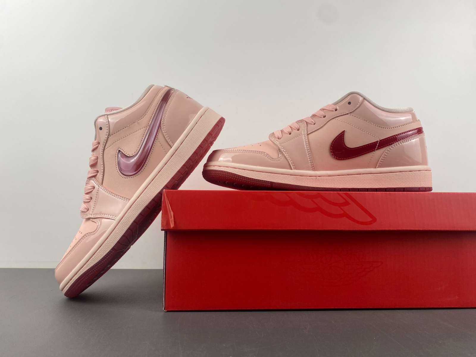 Jordan 1 Low Patent Valentine’s Day