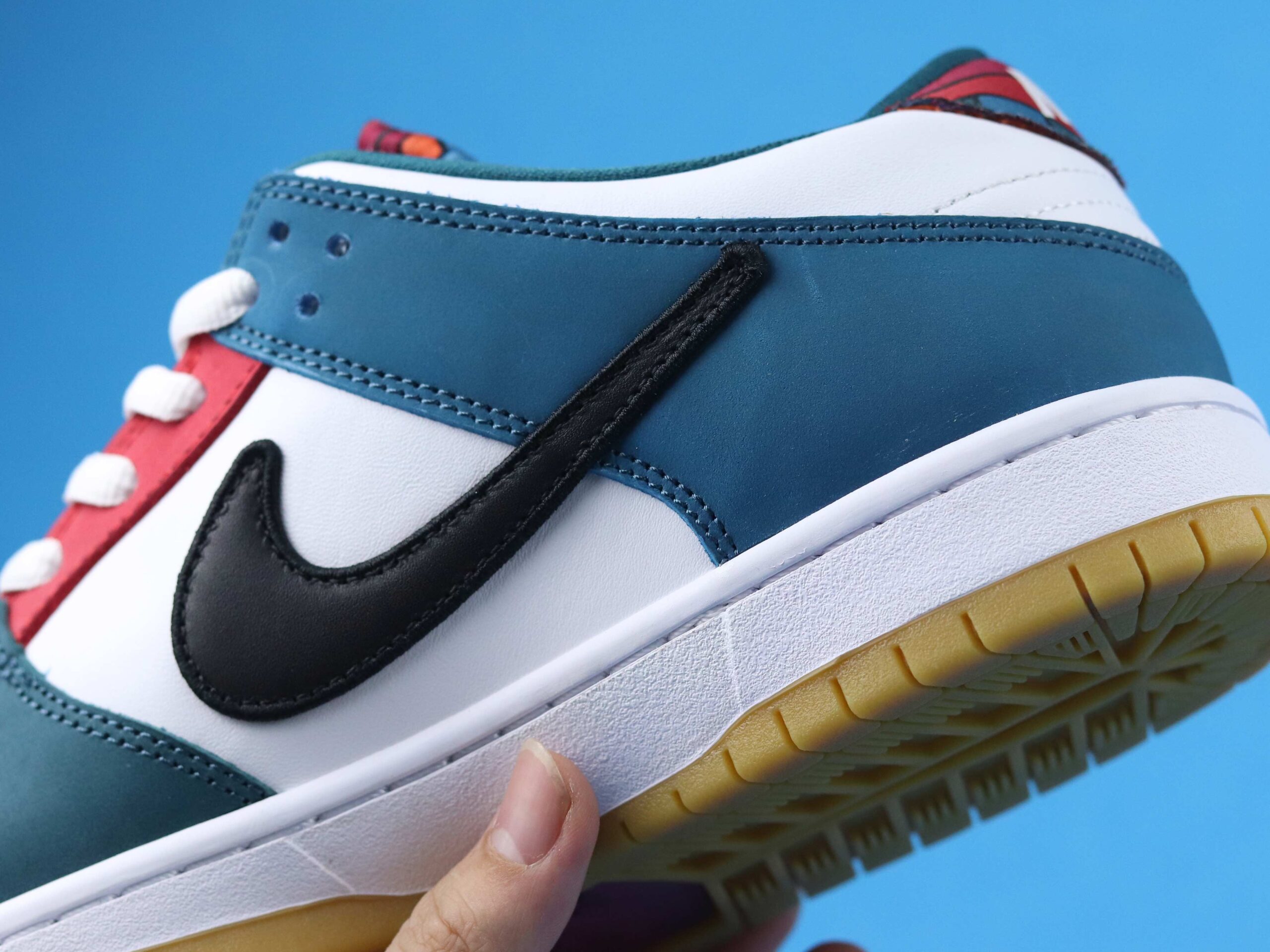 Nike Dunk SB Low Pro QS Parra (Friends & Family) (2021)