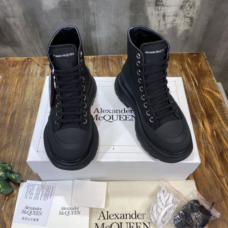 ALEXANDER MCQUEEN TREAD SLICK HIGH-TOP SNEAKERS – ALD025