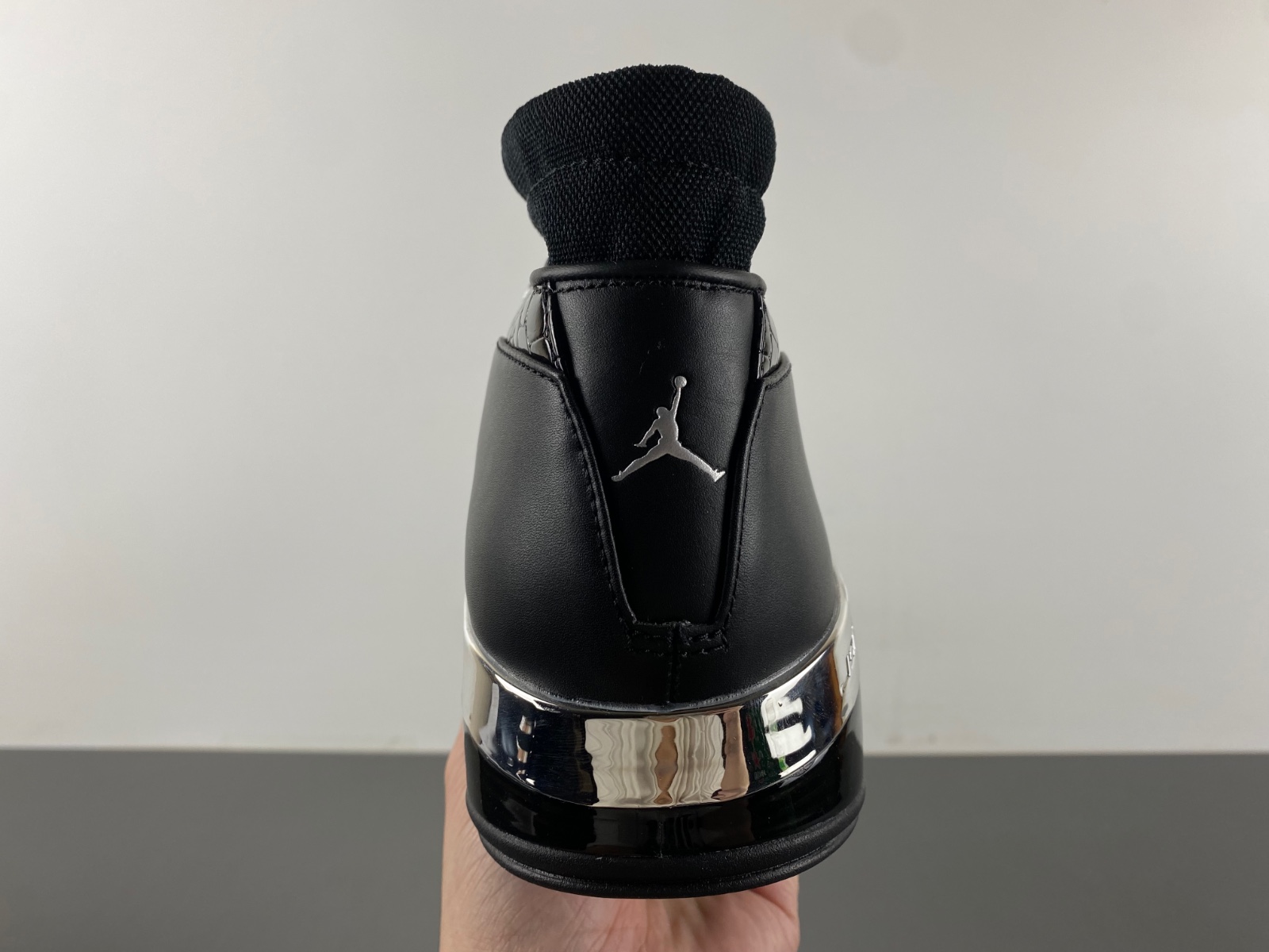 Jordan 17 OG Low Black Chrome