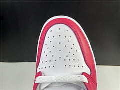 Jordan 1 Retro High OG Light Fusion Red