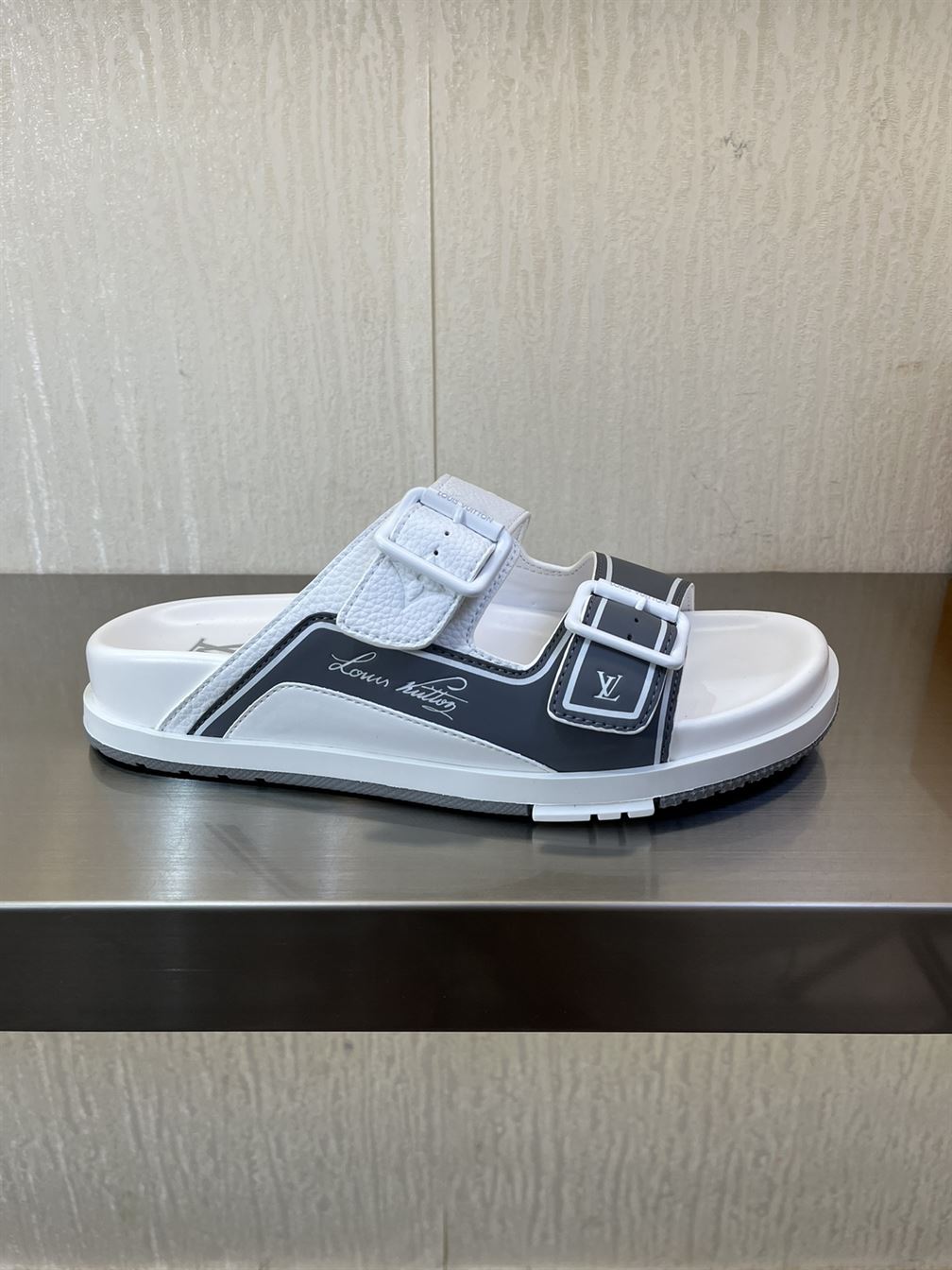 LOUIS VUITTON LV TRAINER MULES – LVSD024