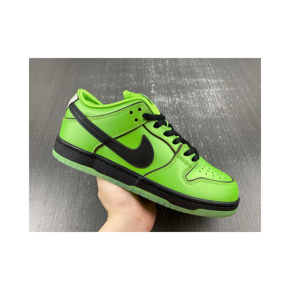The Powerpuff Girls x Nike SB Dunk Low “Buttercup”