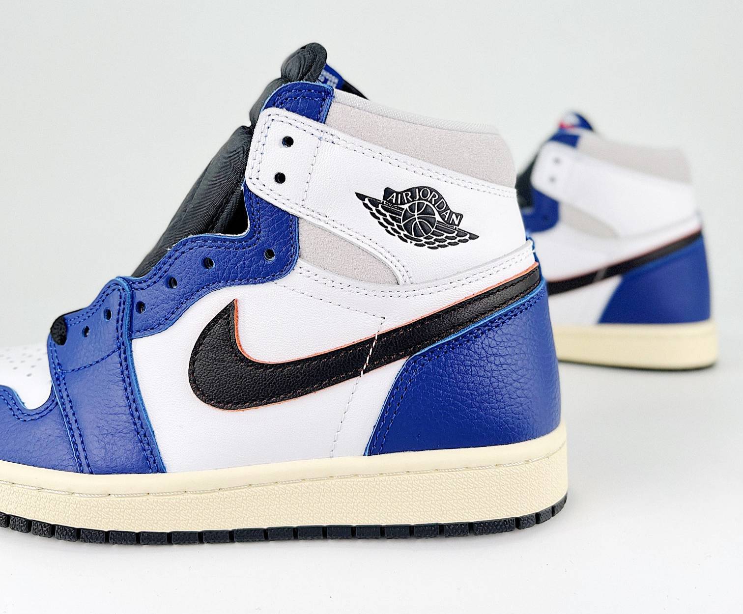 Air Jordan 1 High OG Rare Air “Deep Royal Blue”