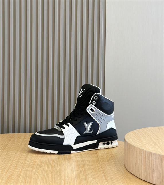 LOUIS VUITTON LV TRAINER SNEAKER BOOT – LVS174