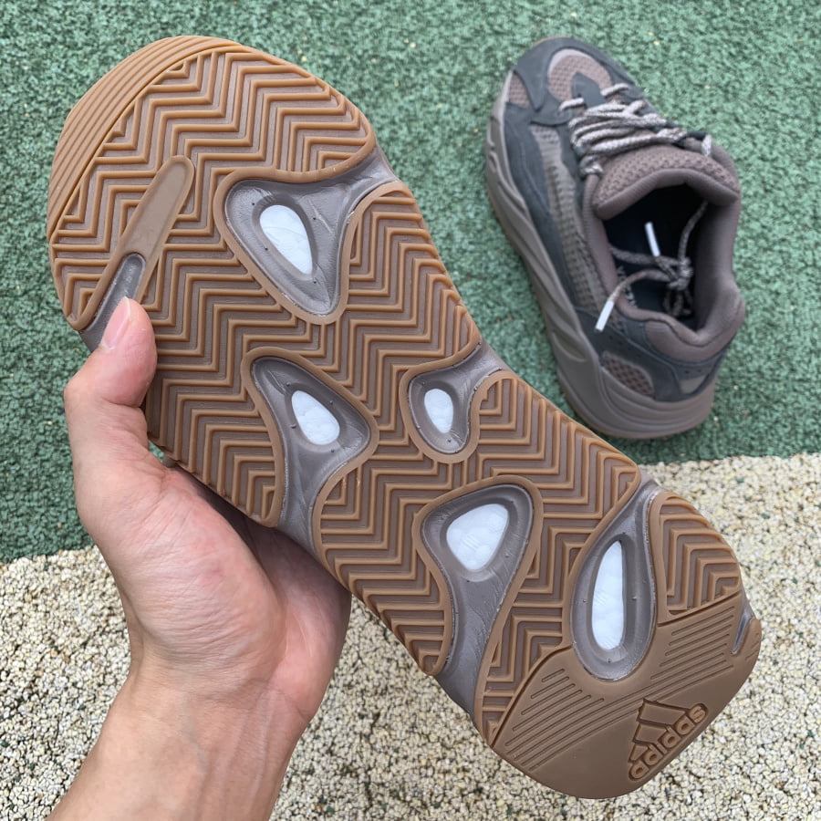 adidas Yeezy Boost 700 V2 Mauve