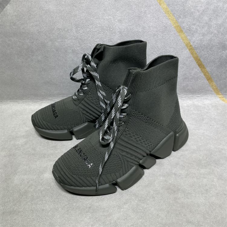 BALENCIAGA MEN’S SPEED 2.0 LACE-UP RECYCLED KNIT SNEAKER IN GREEN – BLA034