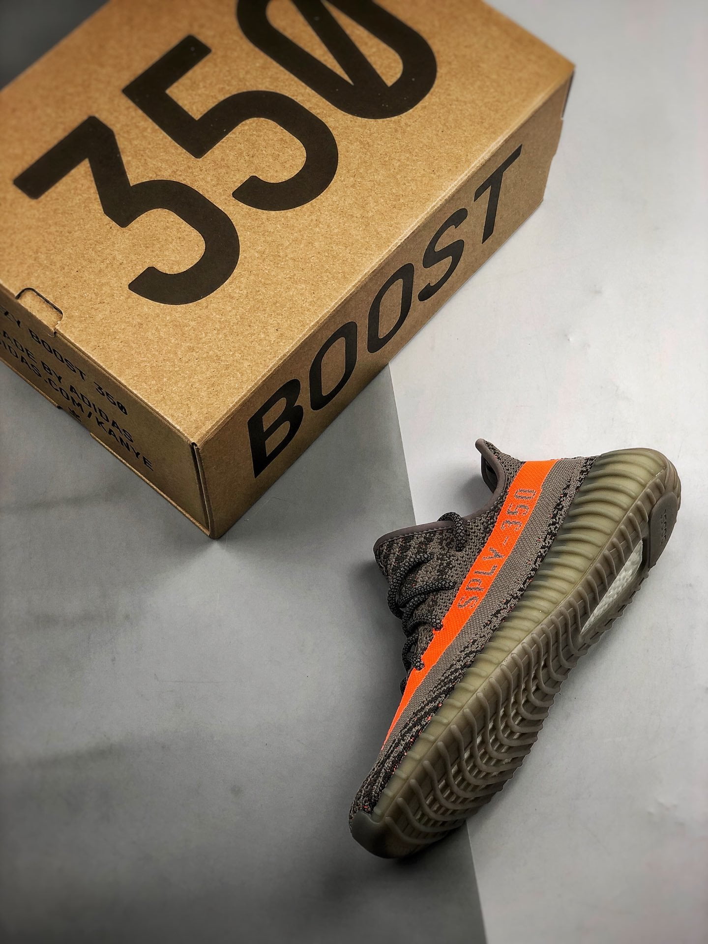 Adidas Yeezy Boost 350 V2 Beluga
