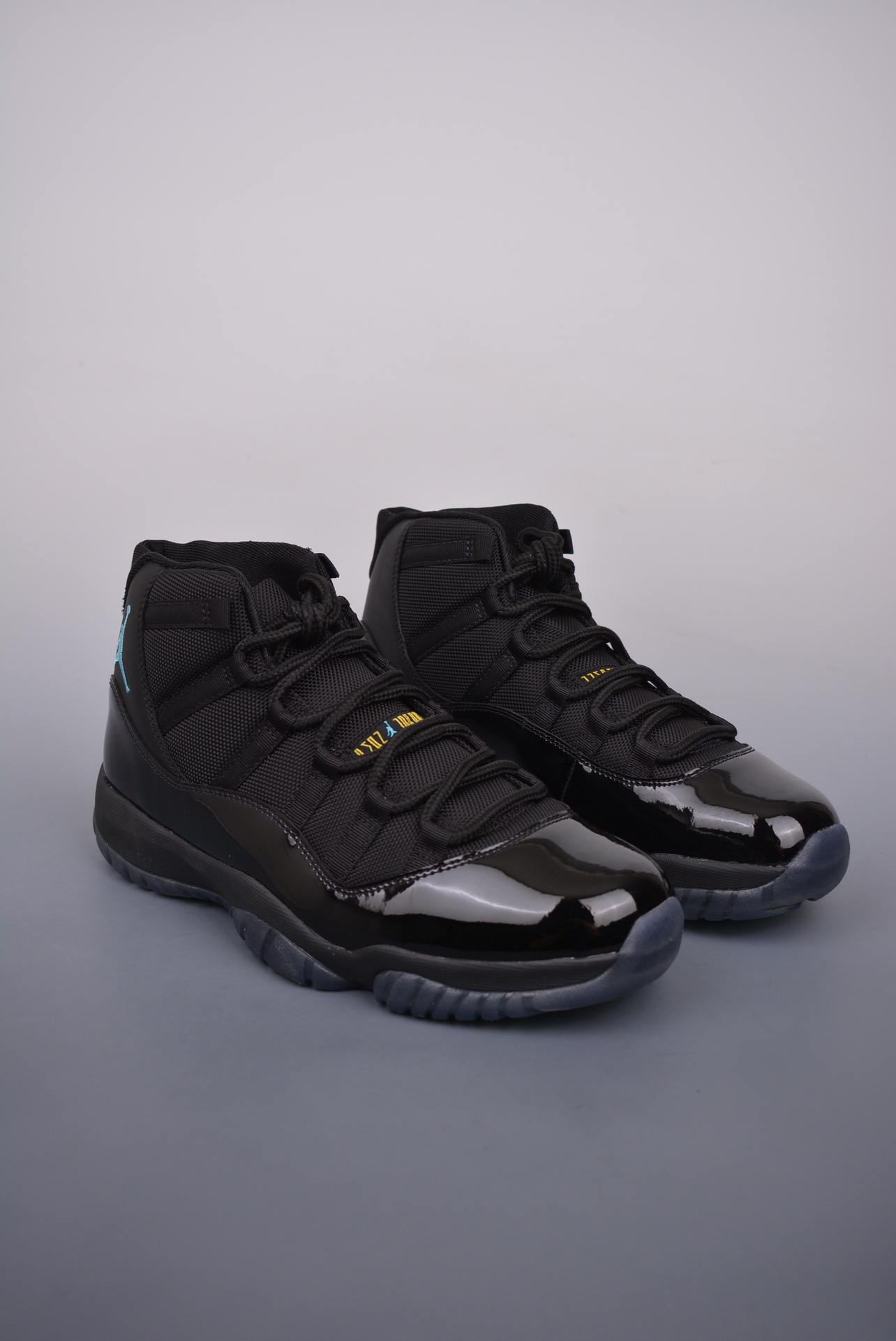 Air Jordan 11 Retro Gamma Blue