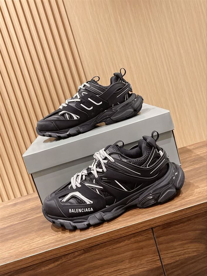 BALENCIAGA TRACK TRAINERS SNEAKER – BLA074