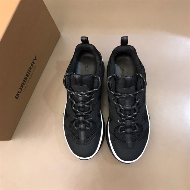 BURBERRY UNION SNEAKERS – BBR017