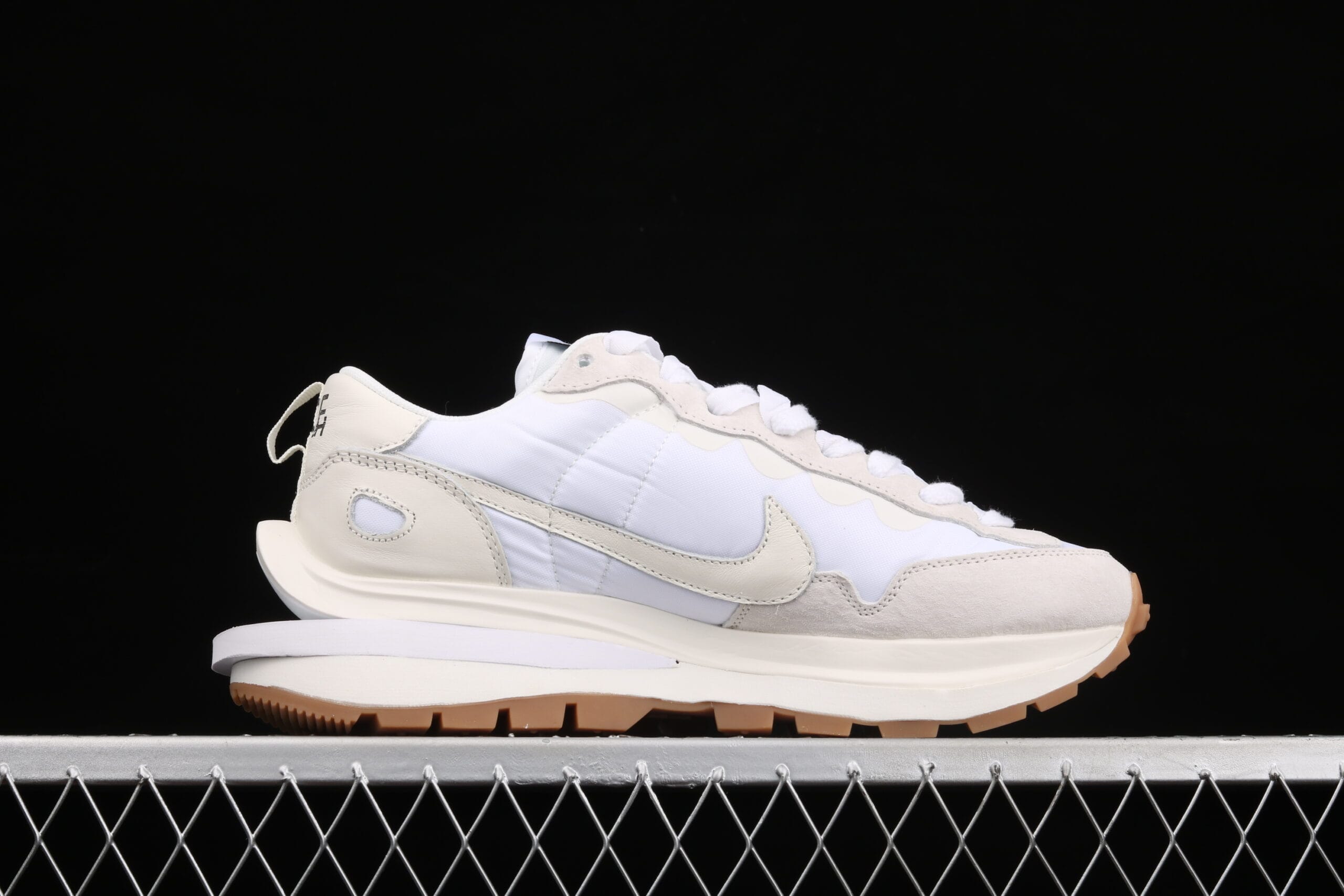 Nike Vaporwaffle, Sacai Sail Gum