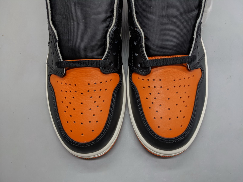 air Jordan 1 Retro Shattered Backboard