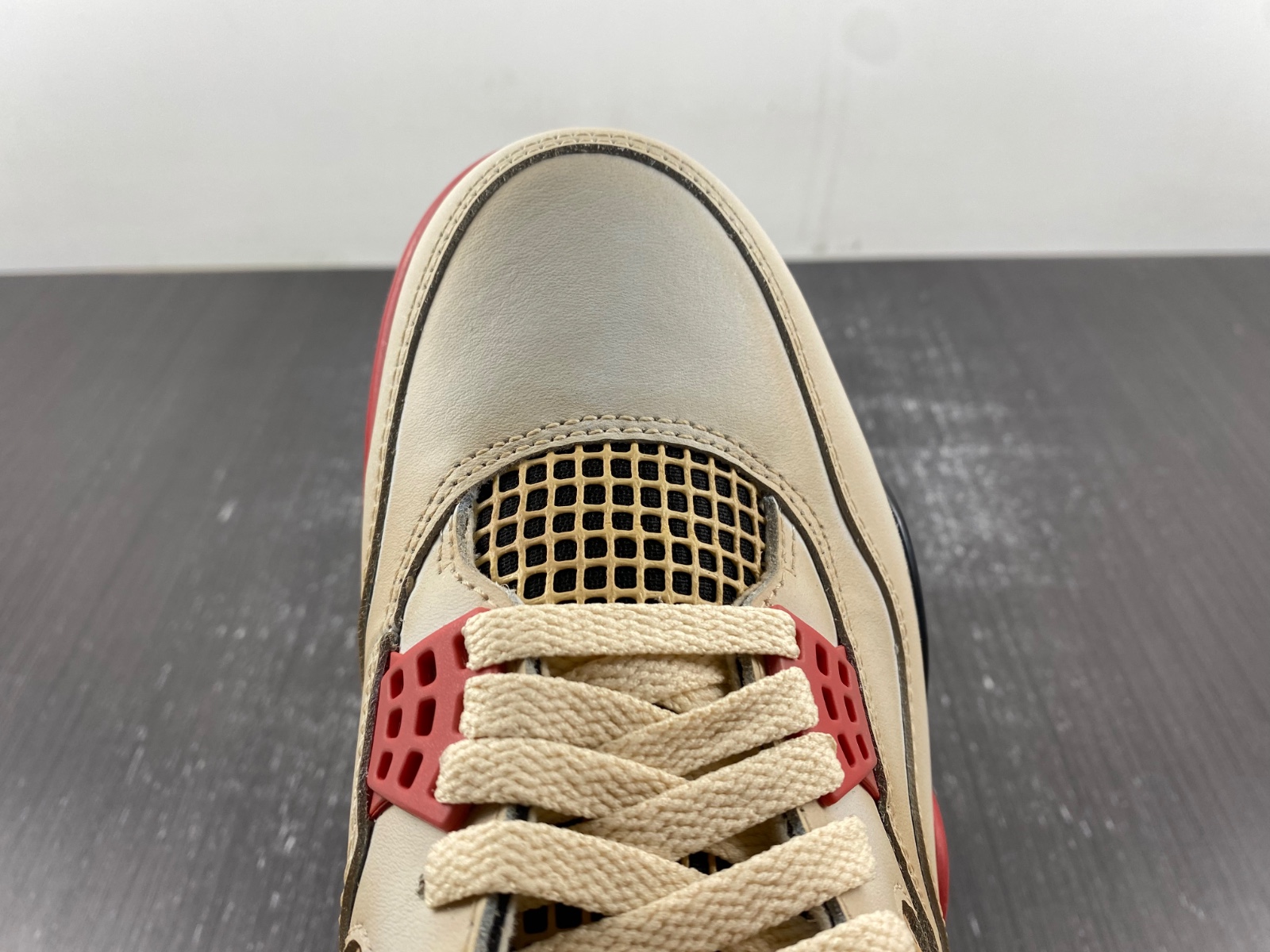 Air Jordan 4 Charizard