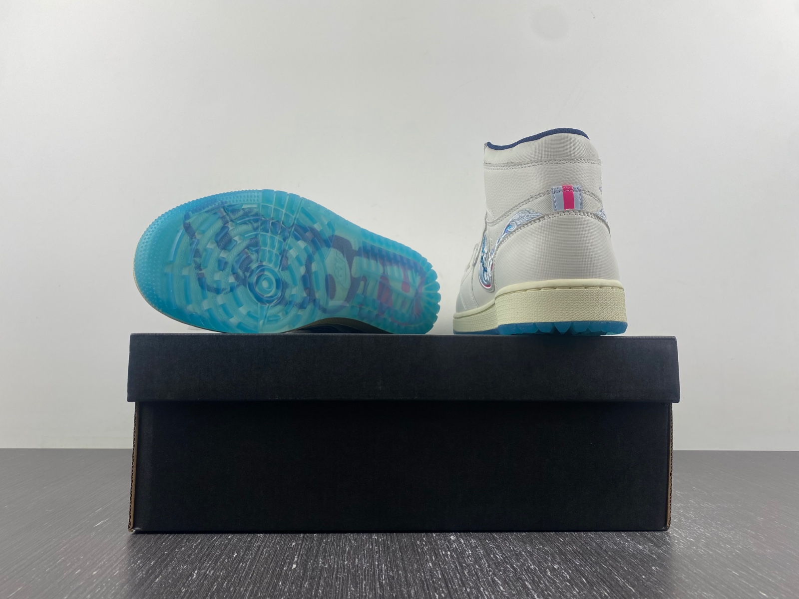 Air Jordan 1 High Golf “Pebble Beach”