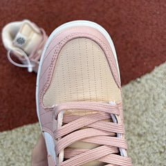 Nike Dunk High LX Toasty Rusty Pink