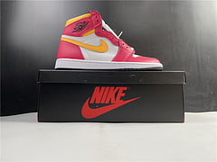 Jordan 1 Retro High OG Light Fusion Red