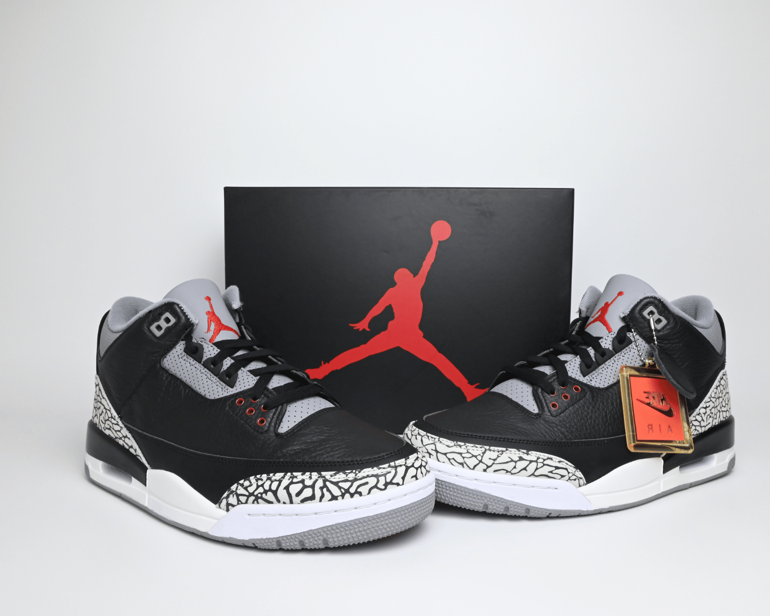 Air Jordan 3 Retro Black Cement