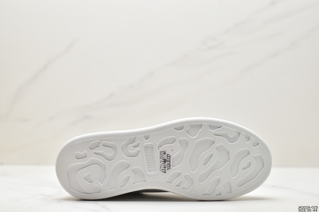 ALEXANDER MCQUEEN OVERSIZED LEATHER SNEAKERS