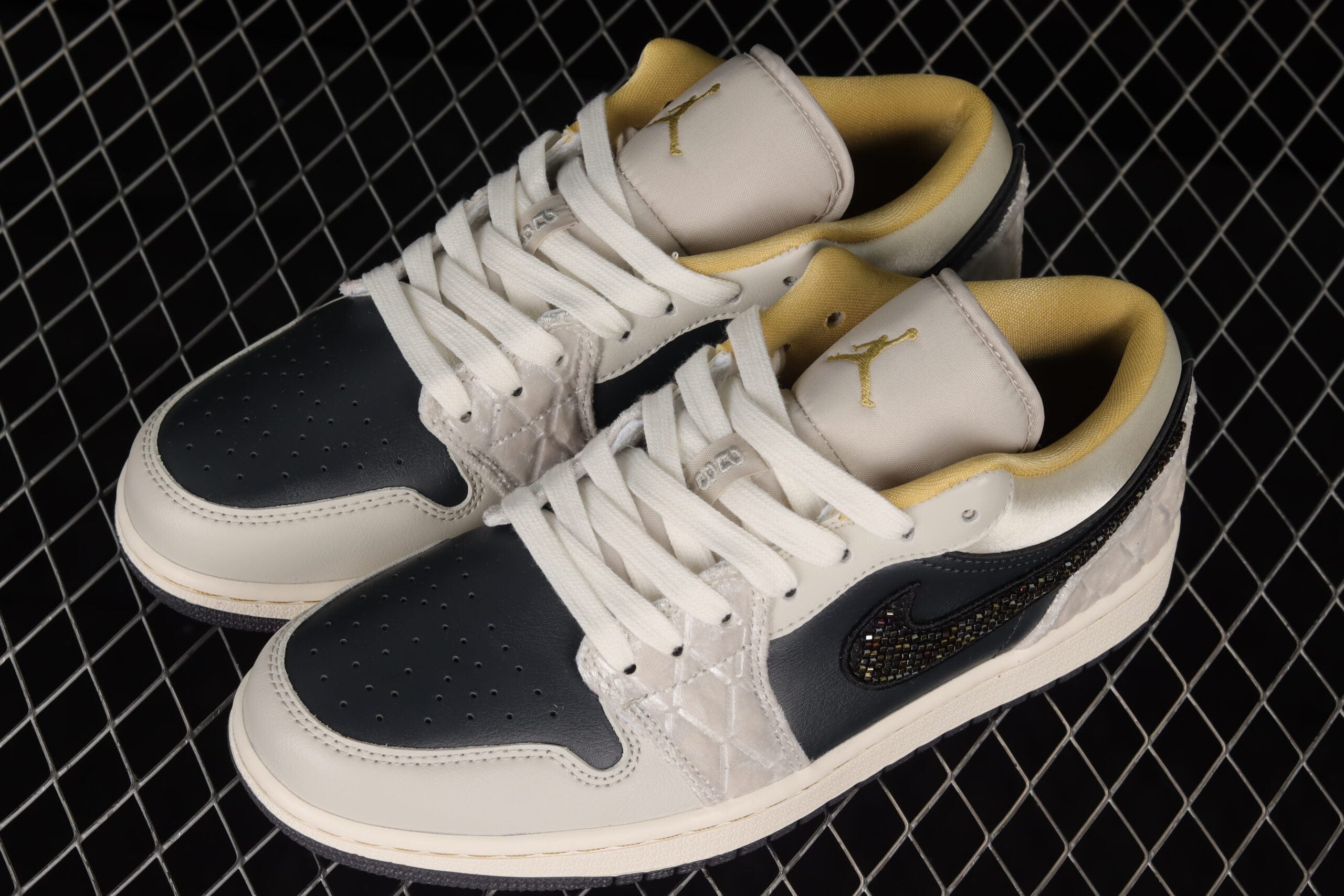 Air Jordan 1 Low Beaded Swoosh Grey Sail