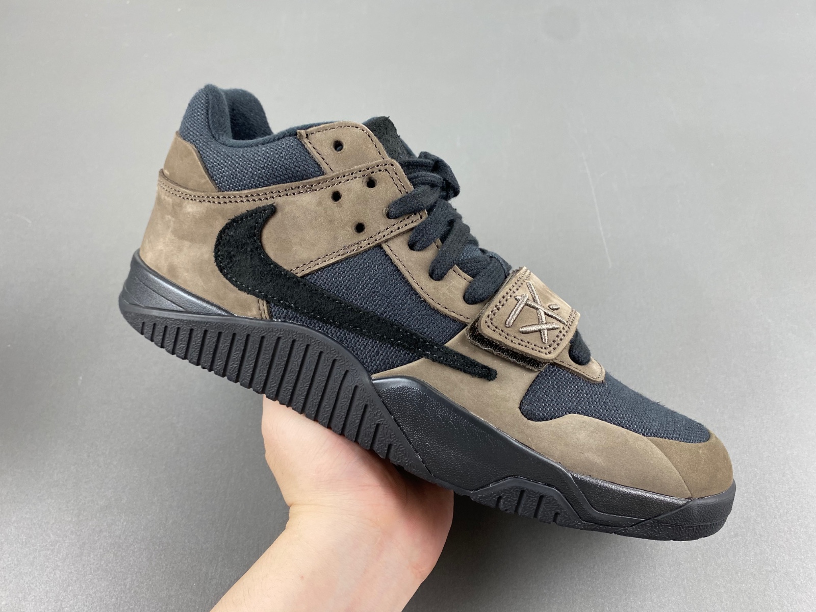 Travis Scott x Jordan Jumpman Jack Mocha