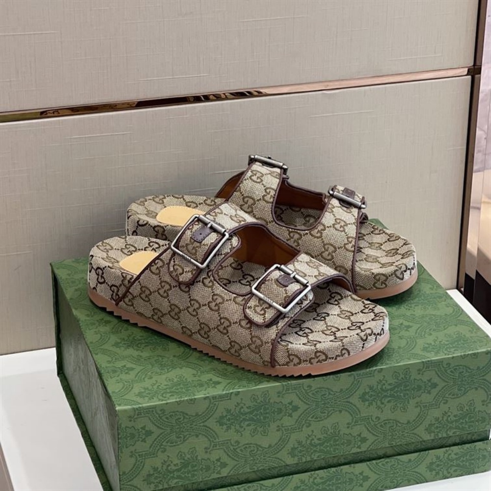 GUCCI MEN’S SLIDE SANDAL WITH STRAPS – GSL027