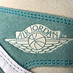 Air Jordan 1 Retro High OG ‘Turbo Green’